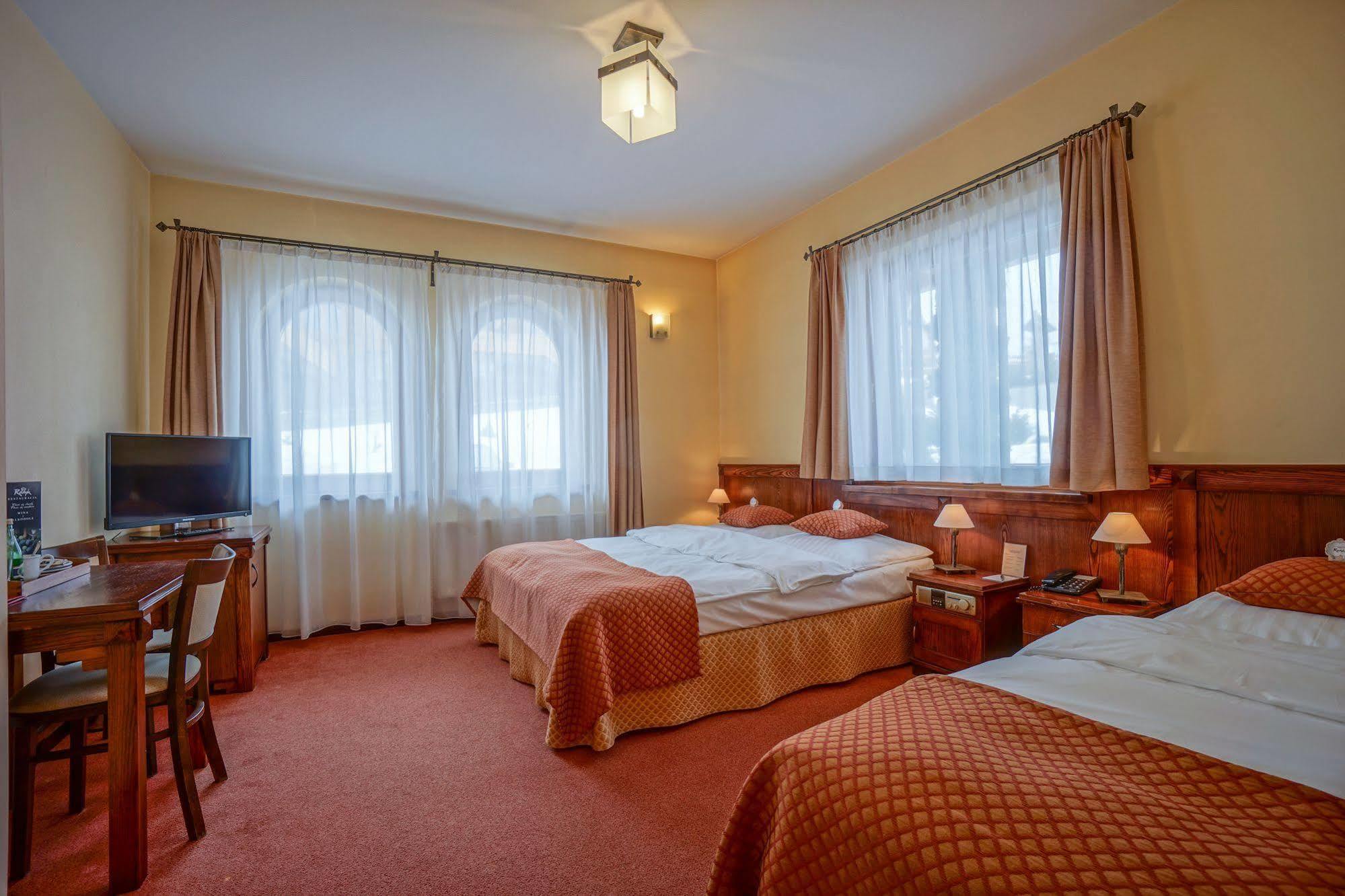 Hotel Redyk Ski&Relax ซอมบ์ ภายนอก รูปภาพ